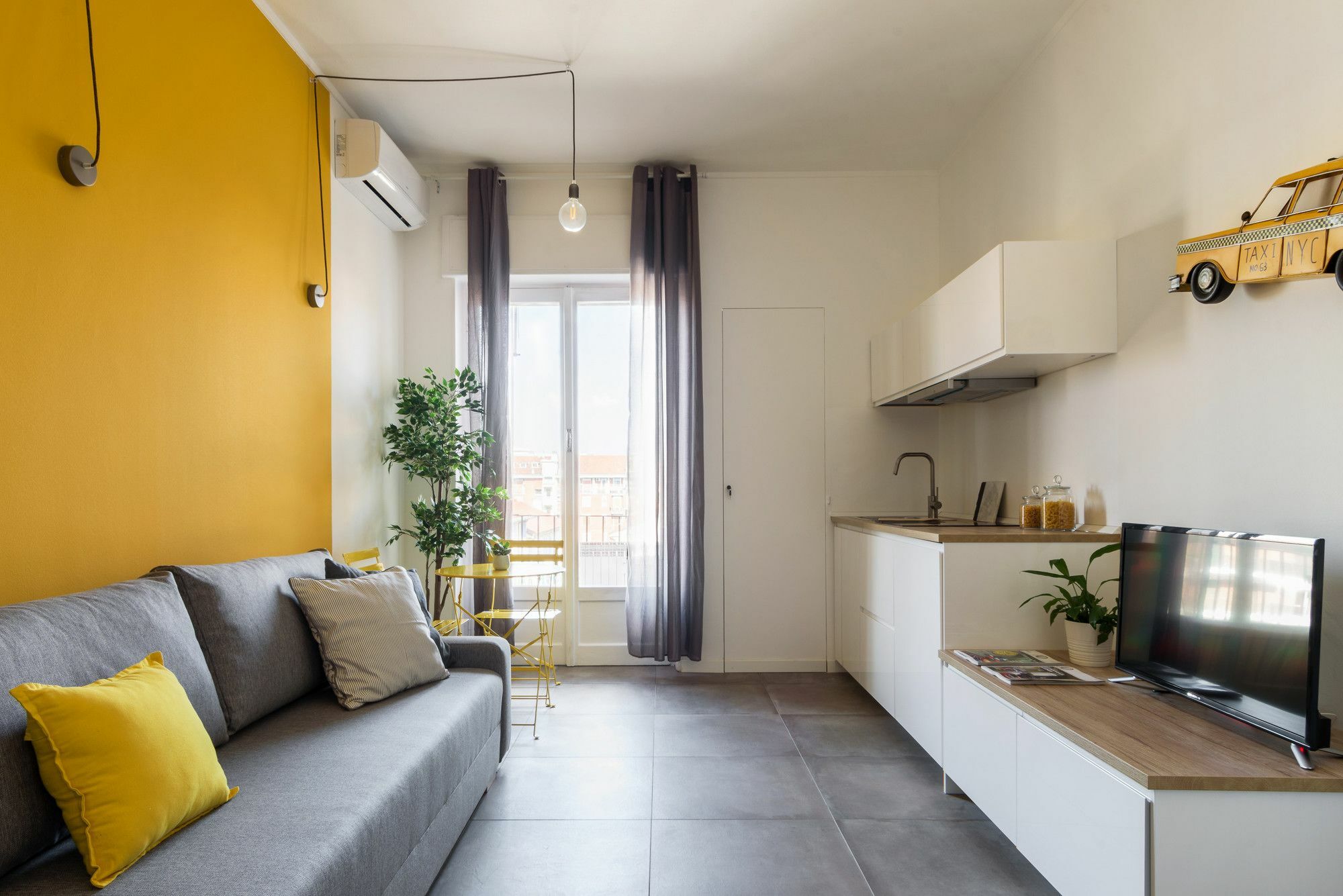Appartamento Homeathotel - Battistotti Sassi Milano